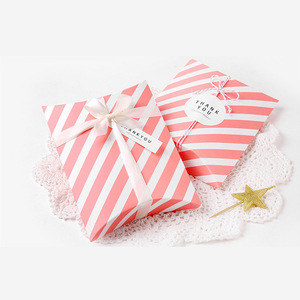 Creative Design Paperboard Gift Box in Pillow Shape for Birthday &amp; Wedding <strong>Parties</strong> Packaging <strong>Sweet</strong> Candy for Cookies &amp; Favors - Product Image 5