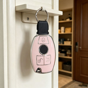Housse de clé en cuir pour <span class=keywords><strong>Mercedes</strong></span> Benz Classe C E M S CLS CLA GLK GLA GLC GLE <span class=keywords><strong>AMG</strong></span>, mignonne et féminine - Product Image 4