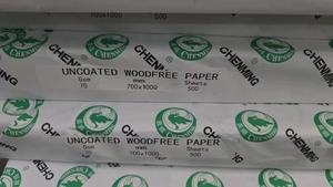 Papel Offset Blanco Sin Madera de Alta Calidad 70/80/90/120gsm, Papel Sin Madera Sin Recubrimiento de las Marcas Bohui/Chenmin/Lonfon/Yinhe - Product Image 3