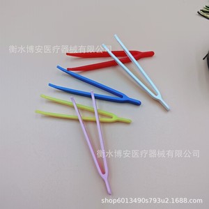 Pinces en plastique pour enfants, longueur 78 mm, épaisseur 2 mm, pour utilisation en bricolage - Product Image 4