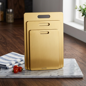 Planche à découper double face en acier inoxydable jaune doré, antibactérienne, résistante à la moisissure, portable, pour usage domestique et commercial - Product Image 5