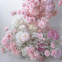 Sewa Perlengkapan Pesta Pengantin Wanita, Rangkaian Bunga Pink Baby Breath dan Mawar Putih, Latar Belakang Fotografi Gapura Bunga Pernikahan