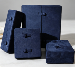 Customizable Square Shape Velvet Luxury Jewelry <b>Gift</b> <b>Box</b> with Buckle Closure for Valentine's Day - Product Image 5