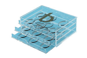 Expositor Acrílico Transparente de Tres Niveles en Forma de U, Estilo Moderno, Portátil y Premium, para Joyería/Cosméticos/Billeteras, para Uso en Escritorio o Estante - Product Image 6