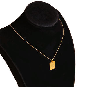 Collier personnalisé en acier inoxydable plaqué or avec pendentif rectangulaire représentant un <span class=keywords><strong>proverbe</strong></span> anglais en forme de lettre Joyas Acero Inoxidable - Product Image 4