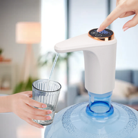 Prix d'usine automatique Mini distributeur de bouteille d'eau électrique portable Pompe distributeur d'eau électrique avec test de qualité de l'eau