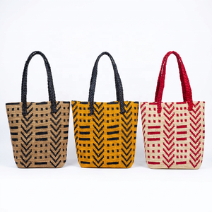 Sac à main jaune tissé, grand sac fourre-tout à bandoulière, alternative en raphia recyclé pour un usage quotidien - Product Image 6