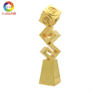 Troféu personalizado de metal artesanato, brinquedos de casamento, bar, hotel, restaurante, award, honra, ornamentação, fantasia