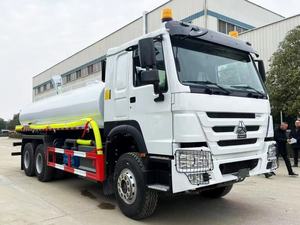 Super Sucker 20m3 Camión de succión de aguas residuales Diesel Powered 4x2 Transmisión manual Séptico Vacío Cisterna de aguas residuales para la venta - Product Image 2