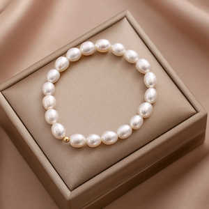 Bracelet en perles naturelles, design élastique - Product Image 1