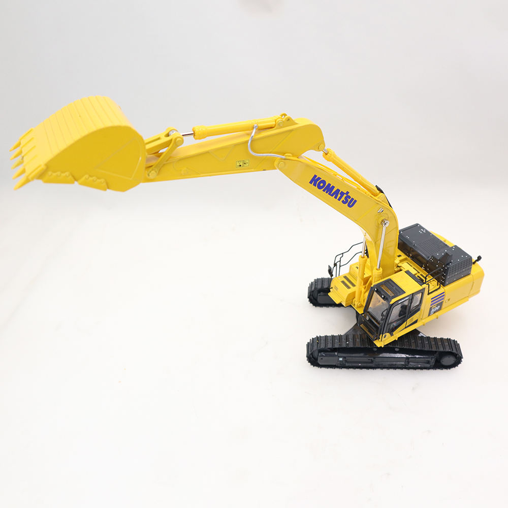 31R-010 1/43 コマツ KOMATSU PC520LC-11MO KOMATSU PC520LC ダイ
