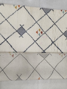 Ensemble élégant de tapis et coussin marocains faits main en laine et soie, motif géométrique, noué à la main, doux, moelleux, durable, tapis de qualité supérieure - Product Image 3