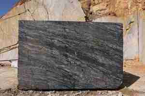 Bloc de granit bleu Alaska, durable, poli, design moderne, surface en pierre, origine Rajasthan, pour sols, comptoirs et façades de bâtiments - Product Image 6