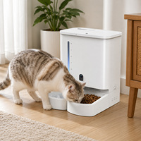 Fontaine à eau intelligente pour chat et distributeur automatique de nourriture 2-en-1, fonctionnant sur piles, bol à boire en ABS, distributeur de nourriture