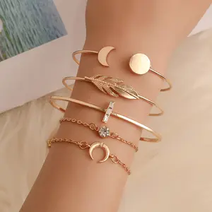 Fashionable und individuellen charakter, die alte weisen dame legierung blatt mond öffnet armband kombination 5 stück set