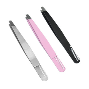 Pinzas para cejas de acero inoxidable de gran venta con peine, punta inclinada de doble propósito, pinzas para recortar y depilar cejas - Product Image 1