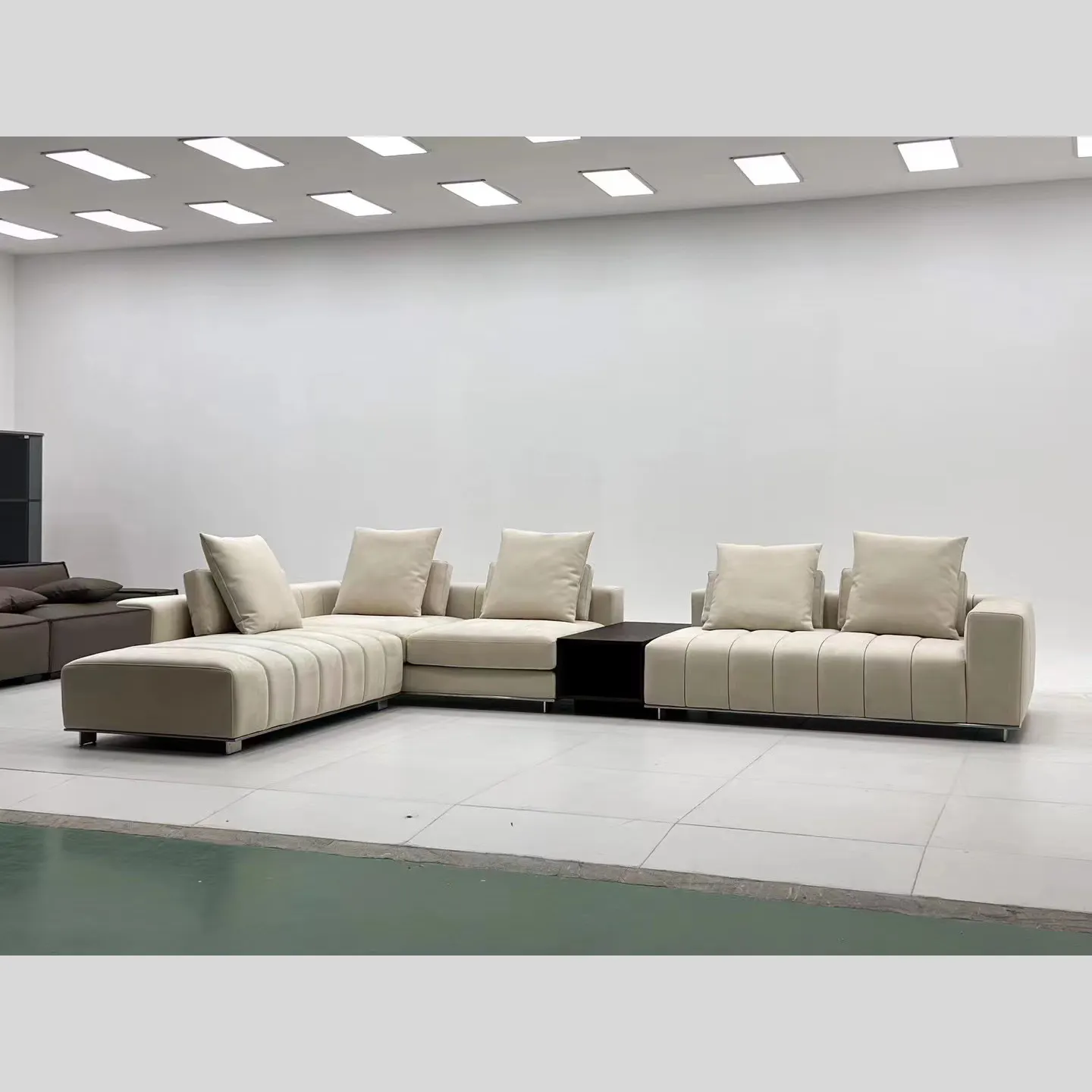 Produttore soggiorno mobili a forma di L divano elegante grande e comodo divano in tessuto per soggiorno