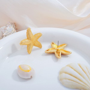 Pendientes de tuerca de estrella de mar chapados en oro de 18 quilates de acero inoxidable 2025, nuevo diseño de verano, pendientes de playa a la moda para regalos - Product Image 4