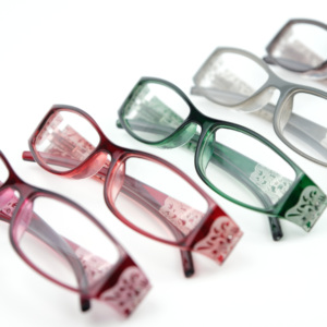 Nouvelles Lunettes de Lecture Tendance 2026 pour Femmes, Anti-Lumière Bleue, <span class=keywords><strong>Verres</strong></span> Transparents, Monture Rectangulaire à Petit Motif - Product Image 1