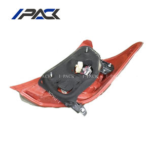 Pour <span class=keywords><strong>Toyota</strong></span> <span class=keywords><strong>YARIS</strong></span> VITZ XP130 2011 feu arrière feu <span class=keywords><strong>stop</strong></span> feu arrière OEM 81550-52840 81560-52780 - Product Image 3