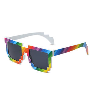 Lunettes de soleil de course unisexes personnalisées à grande monture carrée, fantaisie, colorées, effet pixel arc-en-ciel, protection UV400, mosaïque arc-en-ciel, pour femmes et hommes - Product Image 3