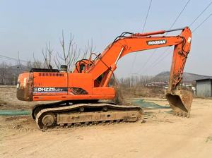 รถขุดมือสอง Doosan DX225LC DX300LC ขนาด 25 ตัน ราคาถูก สภาพดีเยี่ยมจากเกาหลีใต้ รุ่น DH225LC-7 พร้อมใช้งาน - Product Image 3