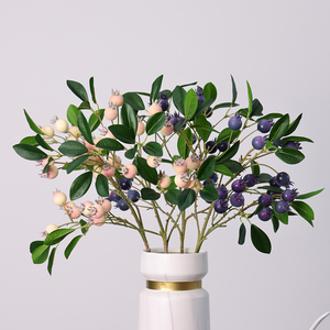 Plantes de myrtilles artificielles avec feuille de fruits Faux plante verte <span class=keywords><strong>Myrtille</strong></span> avec branches feuillues Vase Table à manger Rembourrage Fruits - Product Image 2