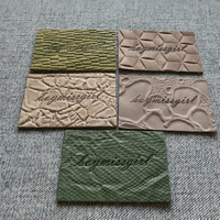 Étiquettes en cuir PU véritable avec logo personnalisé en relief et peaux de serpent sculptées, à coudre pour vêtements, patchs et étiquettes de sacs – Vente en gros