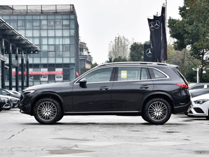 Nouveau <span class=keywords><strong>Mercedes</strong></span>-Benz <span class=keywords><strong>GLC</strong></span> Coupé 2026 <span class=keywords><strong>GLC</strong></span> 260/300 4MATIC Coupé SUV : Performance et Style, Voiture SUV de Luxe - Product Image 4