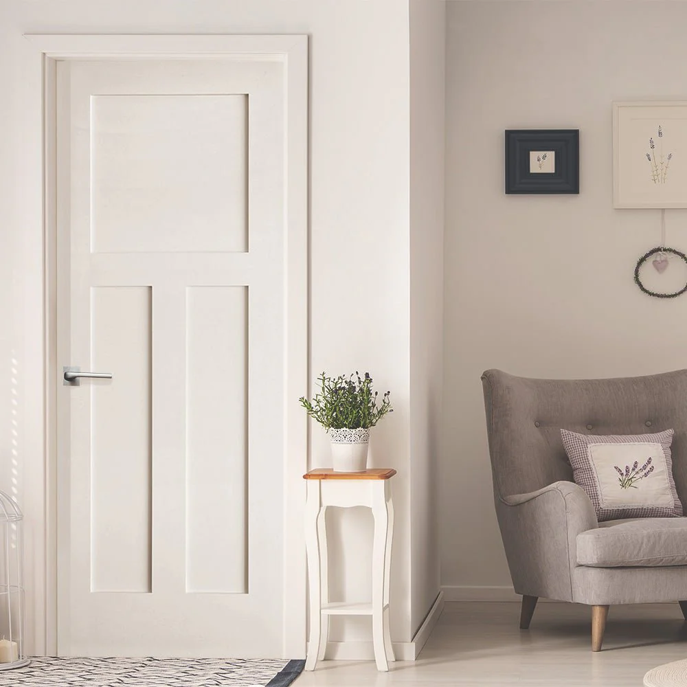 Porte intérieure en MDF apprêté, 3 panneaux