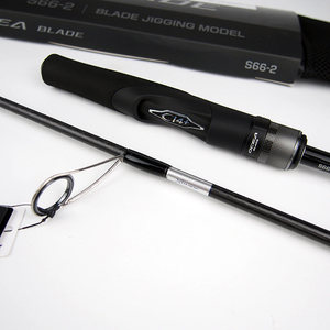 Canne à pêche Ocea Blade Jigging 6m, action moyenne rapide, pêche en mer, maquereau, fibre de carbone, noire - Product Image 1