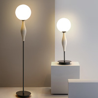 Lampe de sol LED moderne, base E27, en métal et fer, lampe de chevet créative pour chambre d'hôtel