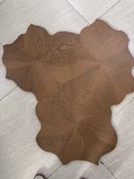 Parquet en bois de noyer noir et de chêne à motifs irréguliers en forme de feuille, parquet à motifs hexagonaux
