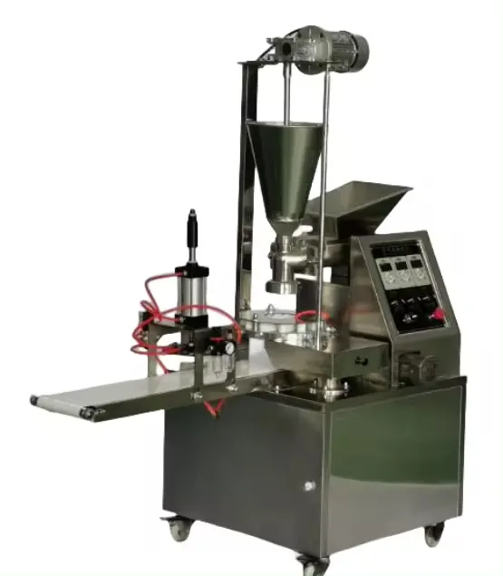 La invención es una máquina automática de alta velocidad que imita la máquina para hacer pan al vapor de restaurante de acero inoxidable hecha a mano