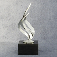 Trophées personnalisés, design flamme dorée, base en marbre, trophée en résine de cristal de haute qualité, artisanat 3D, cadeau d'affaires, logo personnalisé