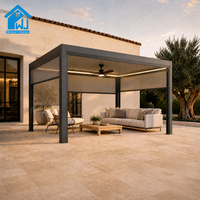 Pergola motorisée en aluminium sur mesure Sweet Home, imperméable, avec toit à lames orientables, pour villa, jardin ou patio.