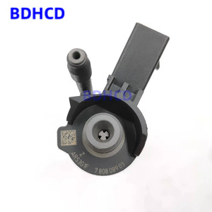 Válvula de inyección de combustible BDHCD 0445115077 a <span class=keywords><strong>precio</strong></span> de fábrica 0445115077 0445115076 inyector nuevo Original A6420701987 para <span class=keywords><strong>Bosch</strong></span> Piezo - Product Image 5