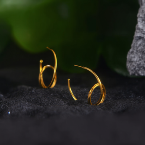 ต่างหูห่วงแฟชั่น สแตนเลส 316L ชุบทอง PVD ทนทาน เป็นมิตรต่อสิ่งแวดล้อม - Product Image 1
