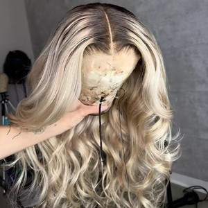 <span class=keywords><strong>Parrucca</strong></span> <span class=keywords><strong>Biondo</strong></span> <span class=keywords><strong>Platino</strong></span> con Frontale in Pizzo, Capelli Umani Vergini Pre-Pizzicati, Senza Colla, Onda Morbida per Donna - Product Image 4