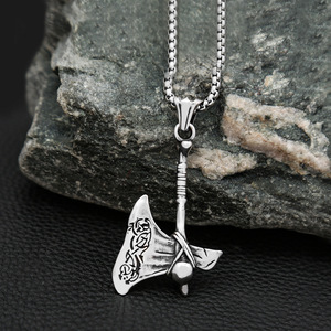 Collar con colgante de acero inoxidable Viking Tomahawk de Yunnique, joyería de moda para hombre, diseño de calavera, estilo nórdico - Product Image 3