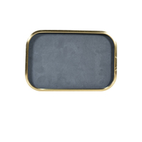 Plateaux de présentation de bijoux en velours avec bordure métallique et coins arrondis pour bagues, colliers, bracelets, accessoires de vitrine