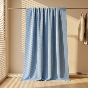 Tissu en maille unie élastique et respirant en nylon et élasthanne avec traitement P/D, largeur 60 pouces, 170 GSM, textile lisse pour maillots de bain - Product Image 3