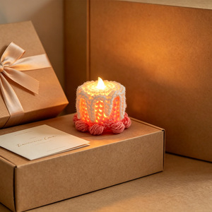Pasteles navideños de ganchillo hechos a mano y velas luminosas, éxito de ventas transfronterizo. Hilo de ganchillo hecho a mano y personalizado - Product Image 2