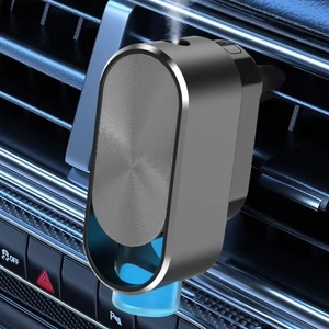 Новинка: Миниатюрный перезаряжаемый USB-очиститель воздуха для автомобиля, безводный диффузор для эфирных масел с креплением на вентиляционную решетку из сплава - Product Image 1