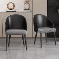 Chaise de salle à manger en cuir véritable de luxe moderne, chaise de salle à manger rembourrée en velours avec pieds en bois massif pour restaurant, salle à manger.