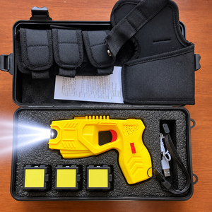 X26 Pistolet de sécurité télécommandé anti-ours longue portée 5M, modèle jouet d'entraînement, pour la sécurité en camping extérieur, avec lampe torche LED rechargeable - Product Image 5