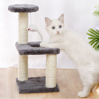 Arbre à chat multi-niveaux avec nid intégré et plateforme de saut