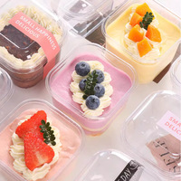 Boîte à gâteau carrée transparente jetable de qualité alimentaire en fibre de bois pour petit tiramisu, mousse et dessert
