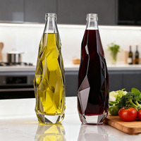 Nouvelle conception unique, bouteille de liqueur en verre transparent, 350 ml, 500 ml, 700 ml, bouteille vide pour vin, vodka, whisky avec bouchon à vis en aluminium