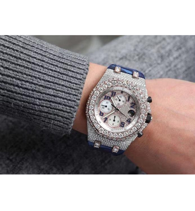 Reloj de Cuarzo con Incrustaciones de Moissanita de Alta Calidad, Detalles de Precisión, Piedras Deslumbrantes, para Compradores Exigentes en India - Product Image 2